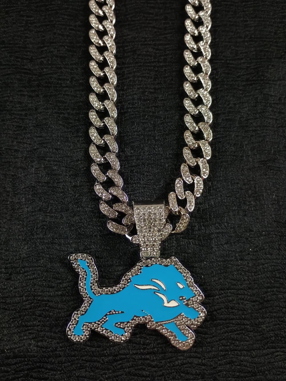 Detroit Lions Necklace Pendant Chain Link NFL Football Hip Hop Jewelry